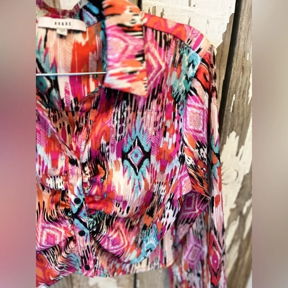 RO & DE Anthropologie multi color crop button up size Medium Western-ish - Picture 5 of 8